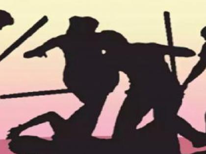 A child was taken with him to drink alcohol the father was beaten up in Satara | दारू दुकानात चिमुकलीला सोबत नेलं, बापाला बदडले; साताऱ्यातील घटना