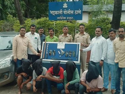 Nashik: Police bust robbery plot in Nashik; Magazine, sharp weapon recovered from Gavathi Kattaya from suspects | Nashik: नाशकात पोलिसांनी उधळला दरोड्याचा कट; संशयितांकडून गावठी कट्टयासह मॅग्झीन, धारदार शस्त्र जप्त