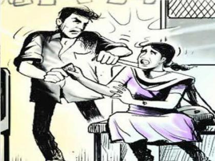 Physical and mental harassment of married people in Uchgaon in Kolhapur, A case has been registered against six persons including the husband | Kolhapur Crime: मॉडर्न फॅशनचे कपडे, मेकअप अन् कॅट वॉक कर म्हणत विवाहितेस मारहाण; अनेक वेळा दारुही पाजली