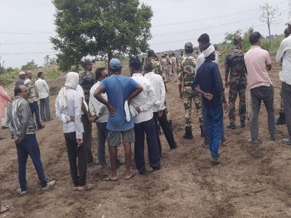 2 women murdered in Nimsada village in Wardha, accused commits suicide | शेतीच्या वादातून रक्तरंजित संघर्ष, पुतण्यानं माय-लेकाची केली हत्या; आरोपीनेही आयुष्य संपवलं 2 women murdered in Nimsada village in Wardha, accused commits suicide | शेतीच्या वादातून रक्तरंजित संघर्ष, पुतण्यानं माय-लेकाची केली हत्या; आरोपीनेही आयुष्य संपवलं