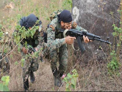 More than 4,000 personnel of the CRPF are being deployed in the violence-hit areas of Bastar for a decisive fight against Naxalites | २ वर्षांत चार हजार जवानांची फौज करणार नक्षल्यांचा बीमोड; निर्णायक लढा सुरू