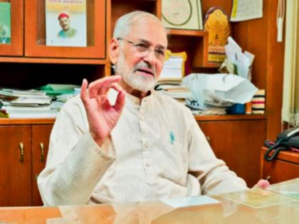 A lakh peepal leaves of a duty seeker... | कर्तव्य साधकाची एक लाखभर पिंपळ पाने... A lakh peepal leaves of a duty seeker... | कर्तव्य साधकाची एक लाखभर पिंपळ पाने...