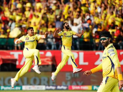 IPL 2024, Punjab Kings vs Chennai Super Kings Live Marathi : CSK DEFEATED PUNJAB KINGS AFTER A LONG 1,115 DAYS, check point table | चेन्नई सुपर किंग्सने बदलले Point Table चे चित्र; दुसऱ्या फळीच्या गोलंदाजांना घेऊन १११५ दिवसांनी जिंकले