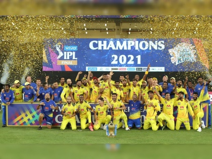 IPL 2021, CSK Won 4th Title : Prize Money won by CSK and the award winners of the tournament, see full list  | IPL 2021, Prize Money won by CSK : चेन्नई सुपर किंग्सनं जेतेपदासह जिंकले कोट्यवधी रुपये; जाणून घ्या कोणाला मिळाली किती बक्षीस रक्कम