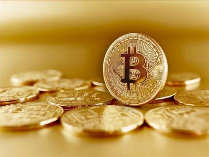 30 Lakhs of money luring investment in crypto currency | क्रिप्टो करन्सीमध्ये गुंतवणुकीचे आमिष दाखवत ३० लाखांचा गंडा