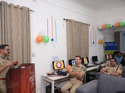 Weapons to monitor social media obtained from 'Cyber Hackathon | ‘सायबर हॅकेथॉन’मधून मिळाले सोशल माध्यमांवर नजर ठेवण्याचे अस्त्र; नागपुरात सोशल मीडिया लॅब व सायबर लॅबची सुरुवात Weapons to monitor social media obtained from 'Cyber Hackathon | ‘सायबर हॅकेथॉन’मधून मिळाले सोशल माध्यमांवर नजर ठेवण्याचे अस्त्र; नागपुरात सोशल मीडिया लॅब व सायबर लॅबची सुरुवात