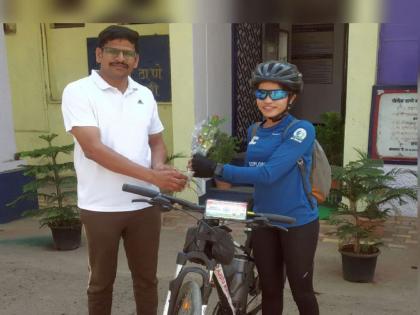 cyclist Asha Malviya journey of 91 65 km for women empowerment | ध्येयवेडीच ! महिला सशक्तीकरणासाठी तिचा ९,१६५ किमीचा प्रवास