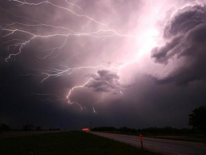Cyclone Tauktae: 'तौत्के' या शब्दाचा नेमका अर्थ माहीत आहे का?; जाणून घ्या, कुणी केलंय या वादळाचं 'बारसं'