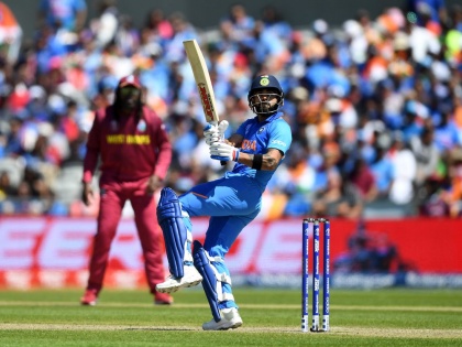India vs West Indies: India vs West Indies: India given 269 runs target to west indies | India vs West Indies : विराटच्या पायावर धोनीचा कळस, भारताचे विडींजपुढे 269 धावांचे आव्हान