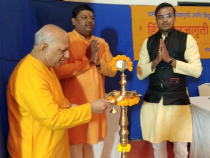 Regular meditation is necessary to achieve happiness | आनंद प्राप्तीसाठी नियमित साधना करणे आवश्यक Regular meditation is necessary to achieve happiness | आनंद प्राप्तीसाठी नियमित साधना करणे आवश्यक