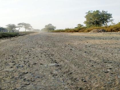 Khadch Khadde on Shirpur-Shahada Road | शिरपूर-शहादा रोडवर खड्डेच खड्डे Khadch Khadde on Shirpur-Shahada Road | शिरपूर-शहादा रोडवर खड्डेच खड्डे