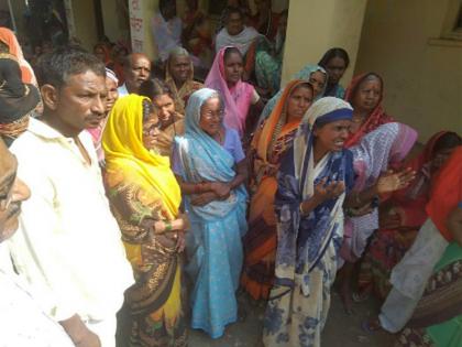 A spouse commits suicide because of having no children | मुलबाळ होत नसल्यामुळे विवाहितेची आत्महत्या A spouse commits suicide because of having no children | मुलबाळ होत नसल्यामुळे विवाहितेची आत्महत्या