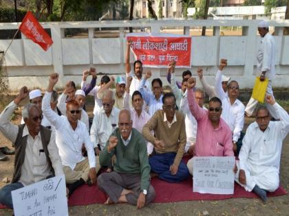 CPI protests against civic research bill | नागरीक संशोधन बिलविरुध्द भाकपची निदर्शने