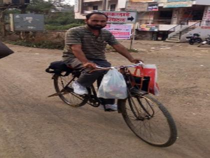 Cycle tour of teacher's enlightenment | शिक्षकाची प्रबोधनपर सायकल यात्रा