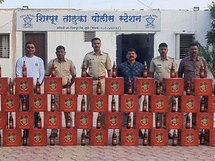 5 lakh items including illegal liquor seized | अवैध दारुसह ५ लाखांचा मुद्देमाल जप्त 5 lakh items including illegal liquor seized | अवैध दारुसह ५ लाखांचा मुद्देमाल जप्त