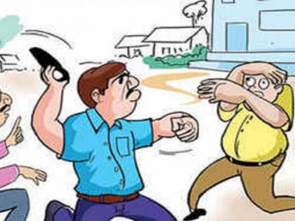 Beaten with an iron shovel for only 50 rupees | केवळ ५० रुपयांवरुन लोखंडी पावडीने मारहाण Beaten with an iron shovel for only 50 rupees | केवळ ५० रुपयांवरुन लोखंडी पावडीने मारहाण