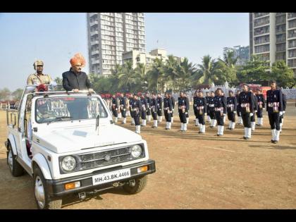 Flag Hoisting by Konkan Divisional Commissioner Mahendra Kalyankar | कोकण विभागीय आयुक्त महेंद्र कल्याणकर यांच्या हस्ते ध्वजारोहण