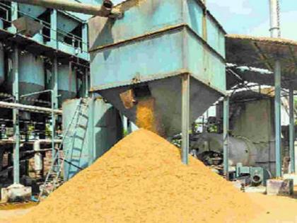 inferior rice supply; 33 rice mills in the district 'blacklisted' | निकृष्ट तांदळाचा पुरवठा; जिल्ह्यातील ३३ राईस मिल ‘ब्लॅक लिस्टेड’