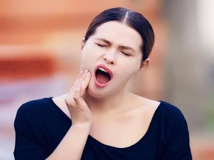 wisdom teeth occur does it have to be removed there is no connection between molars and intelligence say experts | अक्कलदाढ कधी येते; ती काढावीच लागते का? दाढांचा आणि हुशारीचा संबंध नाही, तज्ज्ञांचे मत