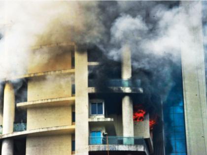 Fire again in 14 months in 60-storey 'Avighna'! Three floors burned | ६० मजल्यांच्या ‘अविघ्न’मध्ये १४ महिन्यांत पुन्हा अग्नितांडव! तीन मजल्यांना झळ