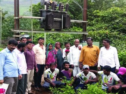  Pali Dhanagarwada is shining, first power reached after Independence | पाली धनगरवाडा प्रकाशमय, स्वातंत्र्यानंतर प्रथमच पोहचली वीज