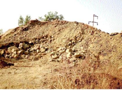  License of 67 blocks in Kolhapur district: 5 bauxite mines | कोल्हापूर जिल्ह्यातील ६७ खाणींनाच परवाना :पाच बॉक्साईट खाणी