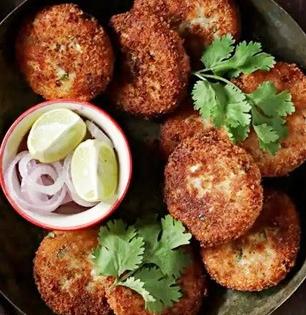 दही कबाब कधी खाल्ले का ? विकतपेक्षा भारी आता करा घरी, पाहा एकदम सोपी - चविष्ट रेसिपी