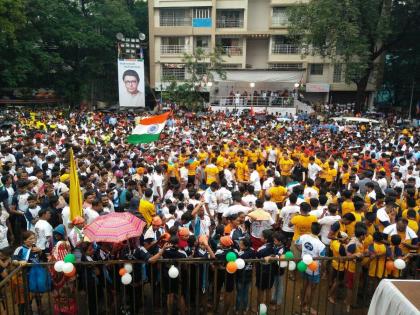 Every year, Govindas get rid of the prize money | दरवर्षी गोविंदांना लावतात चुना, बक्षिसाच्या रकमेची वानवा