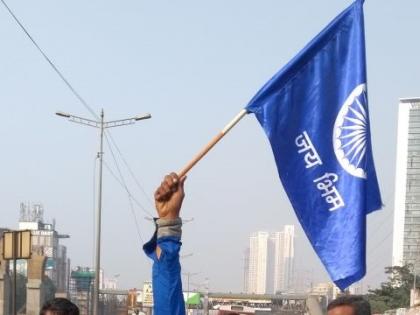  The Dalit organization on Friday slammed the municipal office of the District Collector's office | दलित संघटनाचा शुक्रवारी नगर जिल्हाधिकारी कार्यालयावर मूक मोर्चा