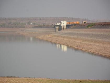 Only 12 percent water stock in Varadha dams | वऱ्हाडातील धरणांमध्ये केवळ १२ टक्के जलसाठा