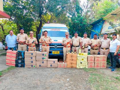 Transport of alcohol by ambulance; Liquor worth nine and a half lakhs seized; Bharari squad action | रुग्णवाहिकेतून दारूची वाहतूक; साडेनऊ लाखांची दारू जप्त; भरारी पथकाची कारवाई