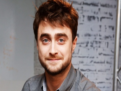 How Daniel Radcliffe Added A Magical Touch To Sanya Malhotra's Birthday | हॅरी पॉटर फेम डॅनियल रॅडक्लिफने बॉलिवूडमधील या अभिनेत्रीसाठी केला खास व्हिडिओ पोस्ट