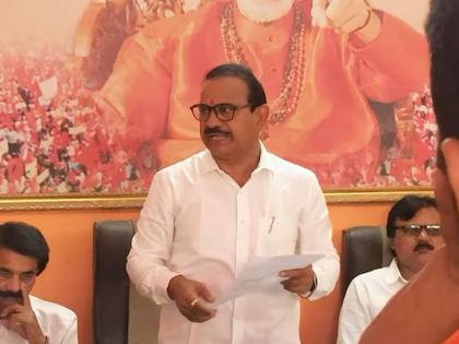 Uddhav Sena's plea to Ulhasnagar Police; Demand to withdraw false case against Dhananjay Bodare | उल्हासनगर पोलीस उपयुक्तांकडे उद्धवसेनेचे साकडे; धनंजय बोडारे यांच्यावरील खोटा गुन्हा मागे घेण्याची मागणी Uddhav Sena's plea to Ulhasnagar Police; Demand to withdraw false case against Dhananjay Bodare | उल्हासनगर पोलीस उपयुक्तांकडे उद्धवसेनेचे साकडे; धनंजय बोडारे यांच्यावरील खोटा गुन्हा मागे घेण्याची मागणी