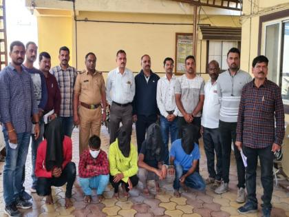 The gang that robbed the petrol pump at Loni Kalbhor is arrested; Performance of the local criminal investigation department | लोणी काळभोर येथे पेट्रोल पंपावर दरोडा टाकणारी कोयता गॅंग गजाआड; स्थानिक गुन्हे अन्वेषण विभागाची कामगिरी 