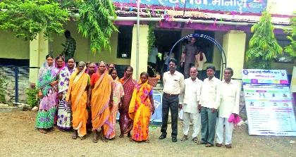 'Elgar' women of liquor against liquor sale! | दारु विक्रीविरुद्ध तळपच्या महिलांचा ‘एल्गार’! 'Elgar' women of liquor against liquor sale! | दारु विक्रीविरुद्ध तळपच्या महिलांचा ‘एल्गार’!