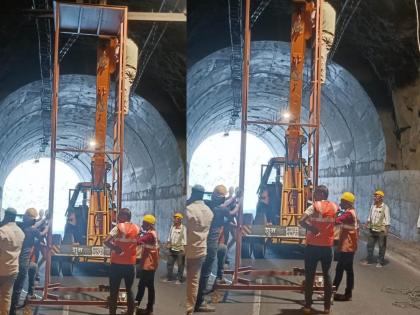 Restoration of traffic in Khambataki tunnel; The pole was removed within three hours | खंबाटकी बोगद्यातील वाहतूक पूर्ववत; तीन तासांत धोकादायक खांब हटवले