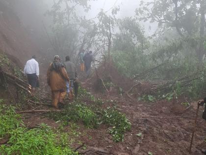 Landslide-prone villages on radar amid heavy rainfall, administration on alert mode | कुठे भूस्खलन तर कुठे दरड कोसळण्याचा धोका, प्रशासन अलर्ट मोडवर