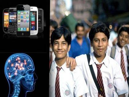 Are children becoming 'smart' due to mobile phones? Recognize in time | मोबाइलमुळे मुले ‘स्मार्ट’ होताहेत की...? वेळीच ओळखा