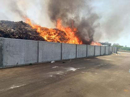 Garbage fire at KDMC's barave waste disposal plant | केडीएमसीच्या बारावे घनकचरा कचरा प्रकल्पातील कचऱ्याला आग