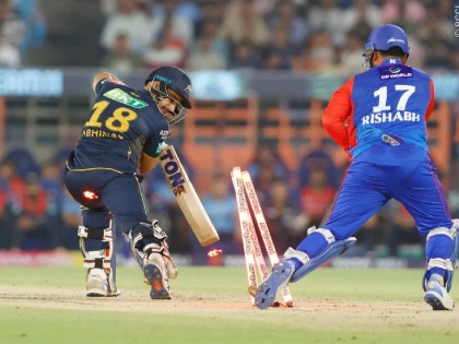 IPL 2024, Gujarat Titans vs Delhi Capitals Marathi Live : Rashid Khan scored 31 runs from 24 balls including 2 fours and 1 six, but GUJARAT TIANTS ALL OUT ON 89 RUNS | GT vs DC Live : रिषभ पंतने मॅच गाजवली! दिल्ली कॅपिटल्सनी यजमान गुजरात टायटन्सची वाट लावली