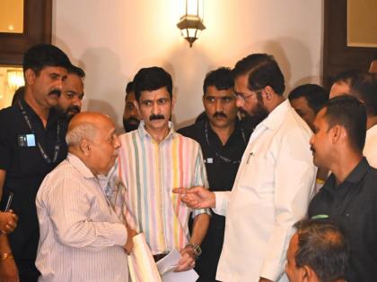 deputy cm eknath shinde said senior artist manmohan mahimkar will not become homeless | “ज्येष्ठ कलाकार मनमोहन माहिमकर यांना बेघर होऊ देणार नाही”; DCM एकनाथ शिंदेंनी दिली ग्वाही deputy cm eknath shinde said senior artist manmohan mahimkar will not become homeless | “ज्येष्ठ कलाकार मनमोहन माहिमकर यांना बेघर होऊ देणार नाही”; DCM एकनाथ शिंदेंनी दिली ग्वाही