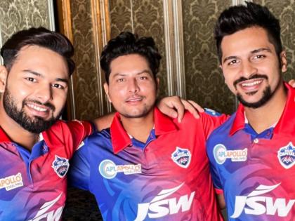 Won't be surprised if Rishabh Pant-led Delhi Capitals don't make it to playoffs in IPL 2022: Aakash Chopra | IPL 2022, Delhi Capitals : दिल्ली कॅपिटल्सचा संघ Play Offs मध्ये प्रवेश करू शकला नाही, तर त्याचे आश्चर्य वाटणार नाही; Rishabh Pantच्या संघाबाबत भविष्यवाणी