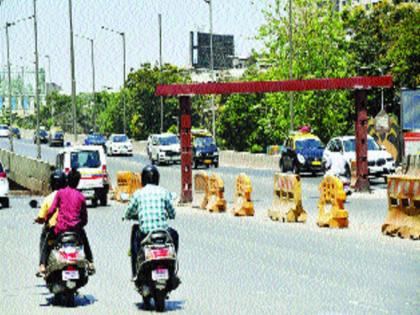 The use of a hundred jac to repair the Sion Flyover | सायन उड्डाणपुलाच्या दुरुस्तीसाठी शंभर जॅकचा वापर