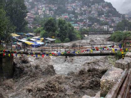 Flood situation in north due to rain, no rain in Maharashtra yet | उत्तरेत हाहाकार, महाराष्ट्रात चिंता; उत्तर पश्चिमेत उत्तम, विदर्भ-मराठवाडा तहानलेलाच