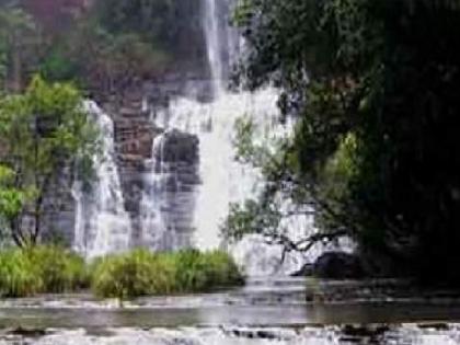 The body of a young man who drowned at the waterfall was found after 30 hours, while taking a selfie, he slipped and drowned in the water. | सेल्फीच्या नादात धबधब्यात बुडालेल्या तरूणाचा ३० तासांनी सापडला मृतदेह