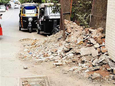 Debris mafia again active in the city | शहरात डेब्रिजमाफिया पुन्हा सुसाट