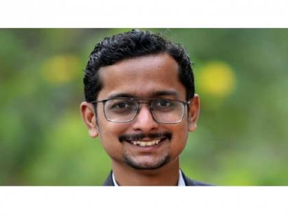 Chandrapur's 24 year old Advocate Deepak Chatap Receives Chevening Scholarship Of 45 Lakh From The British Government | शेतकरी कुटुंबातील दीपक ठरला ब्रिटिश सरकारचा ‘चेव्हेनिंग ग्लोबल लीडर’; ४५ लाखांची शिष्यवृत्ती