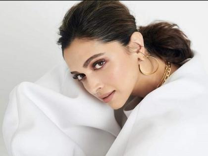 Deepika Padukone hospitalised complained of uneasiness rushed to hospital late at night | Deepika Padukone : दीपिका पादुकोणची तब्येत अचानक बिघडली; रुग्णालयात केलं तातडीने दाखल 