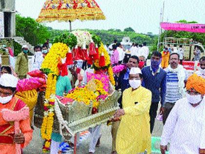 Departure of Jagadguru Tukoba's Palkhi | जगद्गुरू तुकोबांच्या पालखीचे प्रस्थान