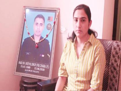 Martyred jawan's wife joins the army despite grief; Recruitment to frontline units | दु:ख बाजूला सारून शहीद जवानाची पत्नी लष्करात; फ्रंटलाइन युनिटमध्ये नियुक्ती